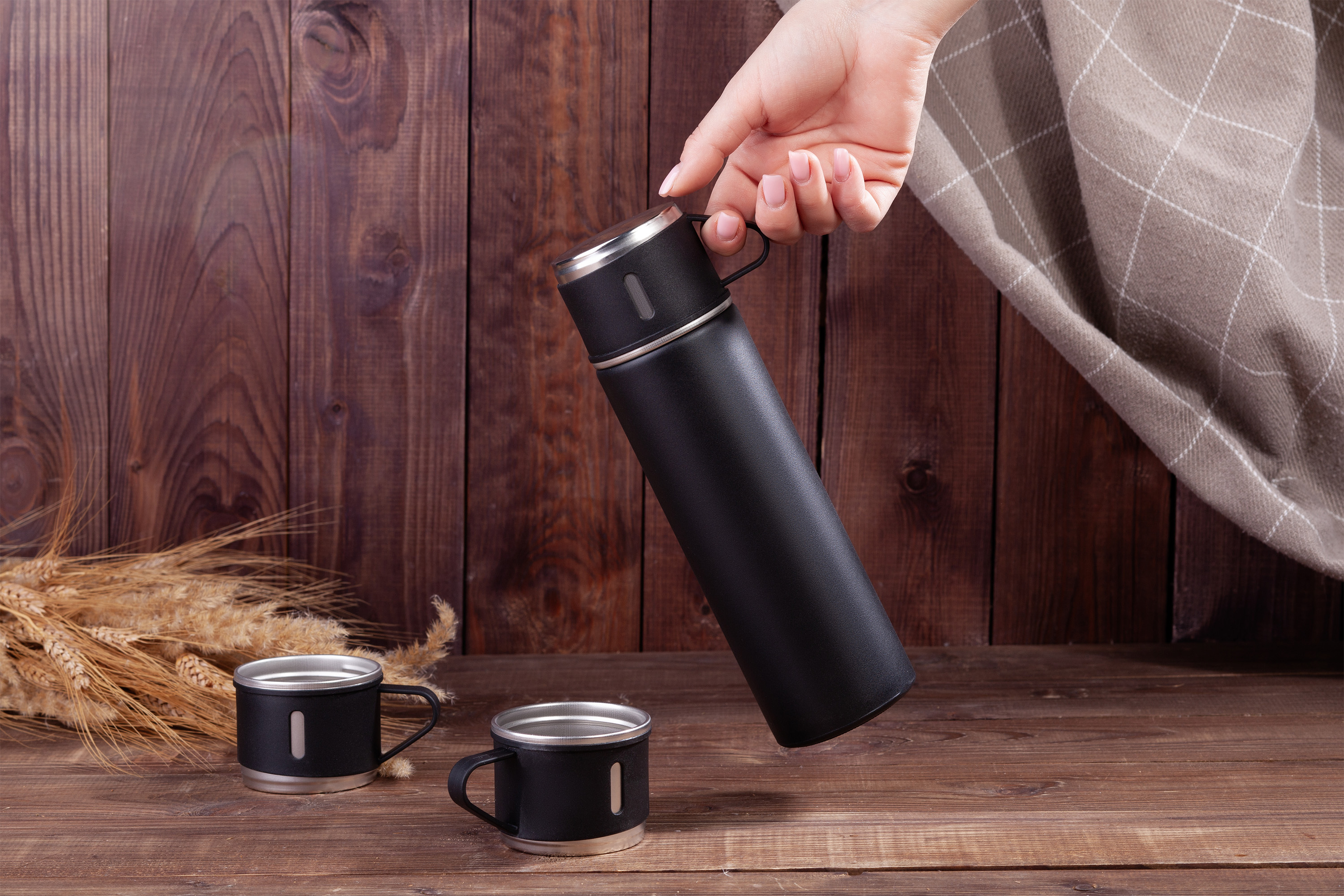 Набор подарочный "Алтай": термос, 3 кружки, покрытие пудра Набор подарочный "Алтай": термос, 3 кружки, покрытие пудра