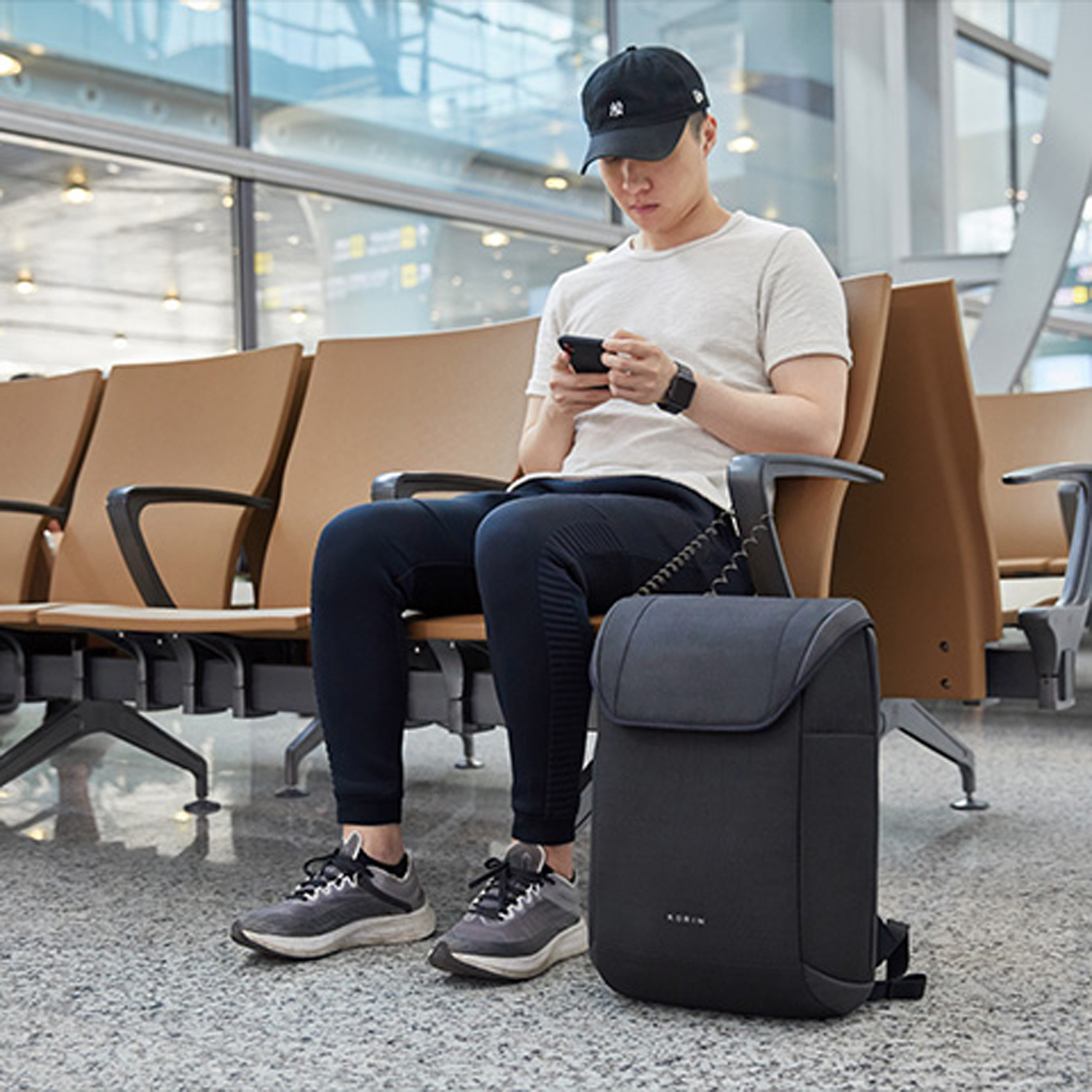 Рюкзак KORIN ClickPack X 45х32х15,5 см, с клапаном, черный