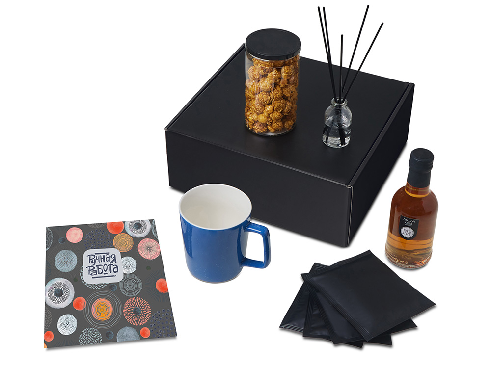Подарочный набор Re:y. Treat с кружкой, сиропом и попкорном Подарочный набор Re:y. Treat с кружкой, сиропом и попкорном