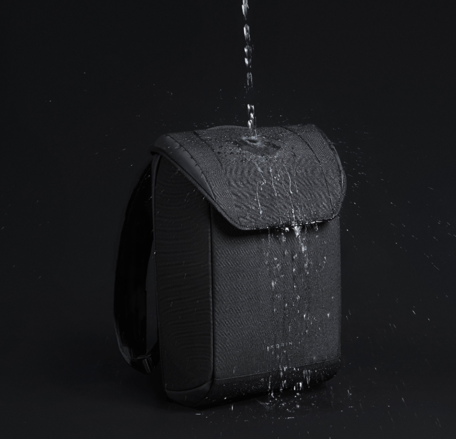 Рюкзак KORIN ClickPack X 45х32х15,5 см, с клапаном, черный