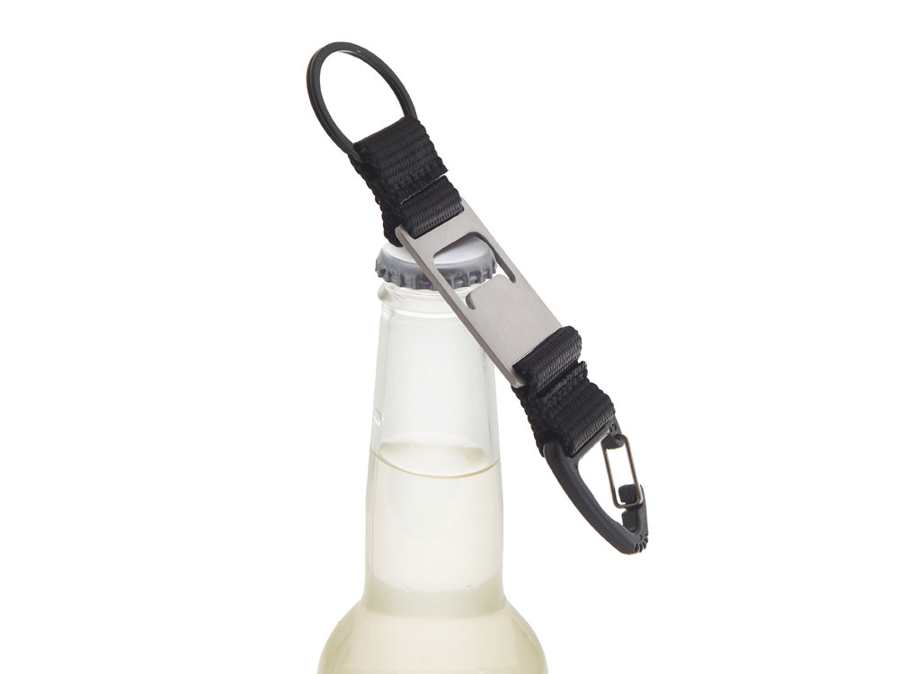 Брелок-ремувка с открывашкой и карабином Champion, черный