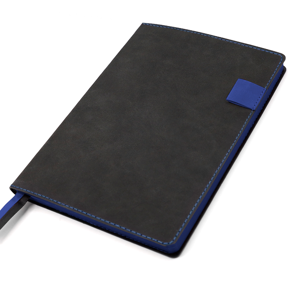 Ежедневник A5 недатированный Efemero в мягком переплёте, черный/темно-синий Ежедневник A5 недатированный Efemero в мягком переплёте, черный/темно-синий