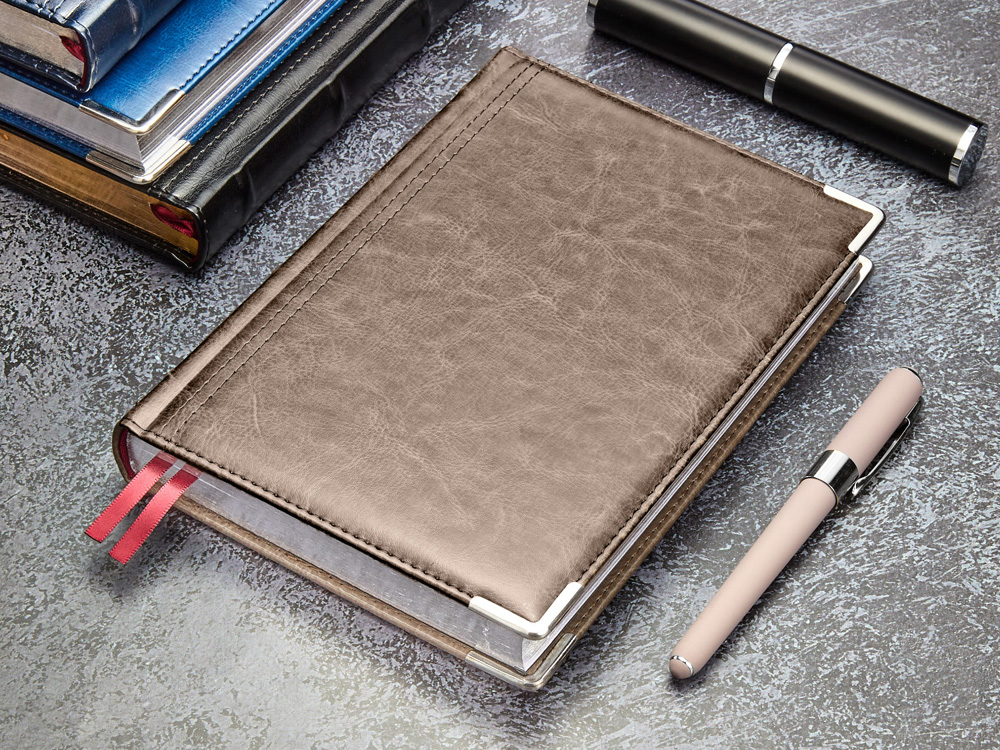 Ежедневник А5 полудатированный Boss, серый