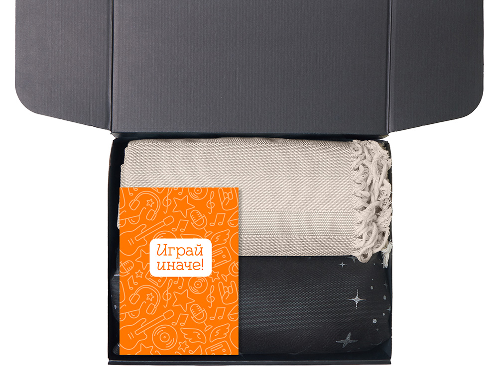 Подарочный набор Re:y. Haven с пледом, кружкой и чаем Подарочный набор Re:y. Haven с пледом, кружкой и чаем