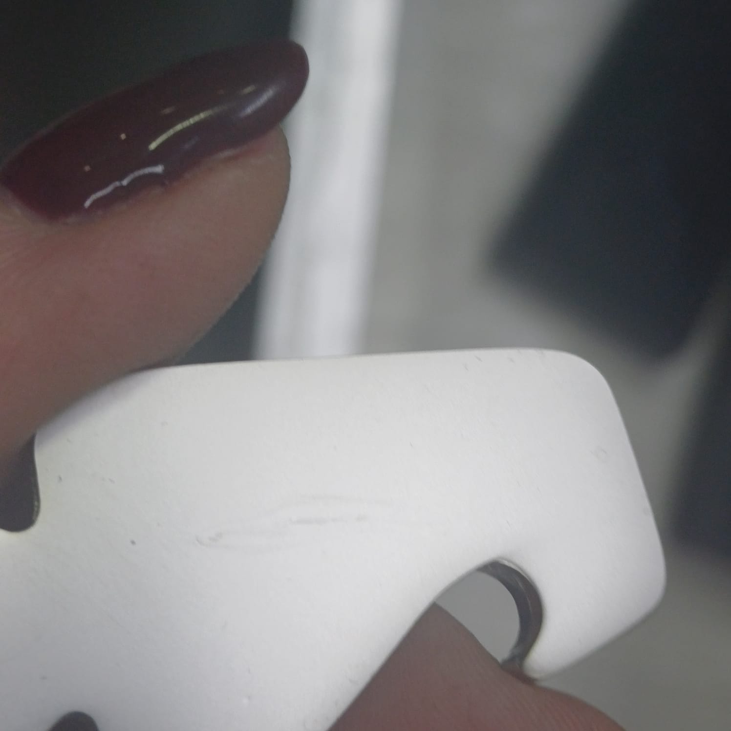 Брелок с функцией открывалки с возможностью изготовления индивидуального дизайна по заказу клиента, серебристый