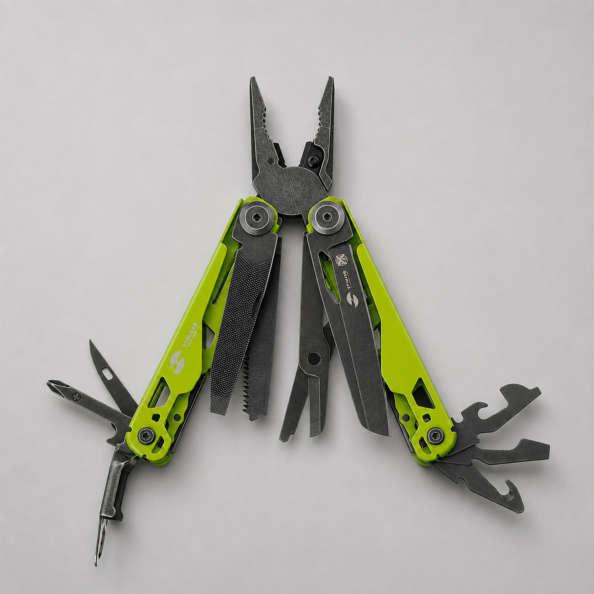 Мультитул Stinger, 107 х 19 мм, 19 функций, сталь, салатовый корпус, стоунвош, в картонной коробке, в комплекте нейлоновый чехол