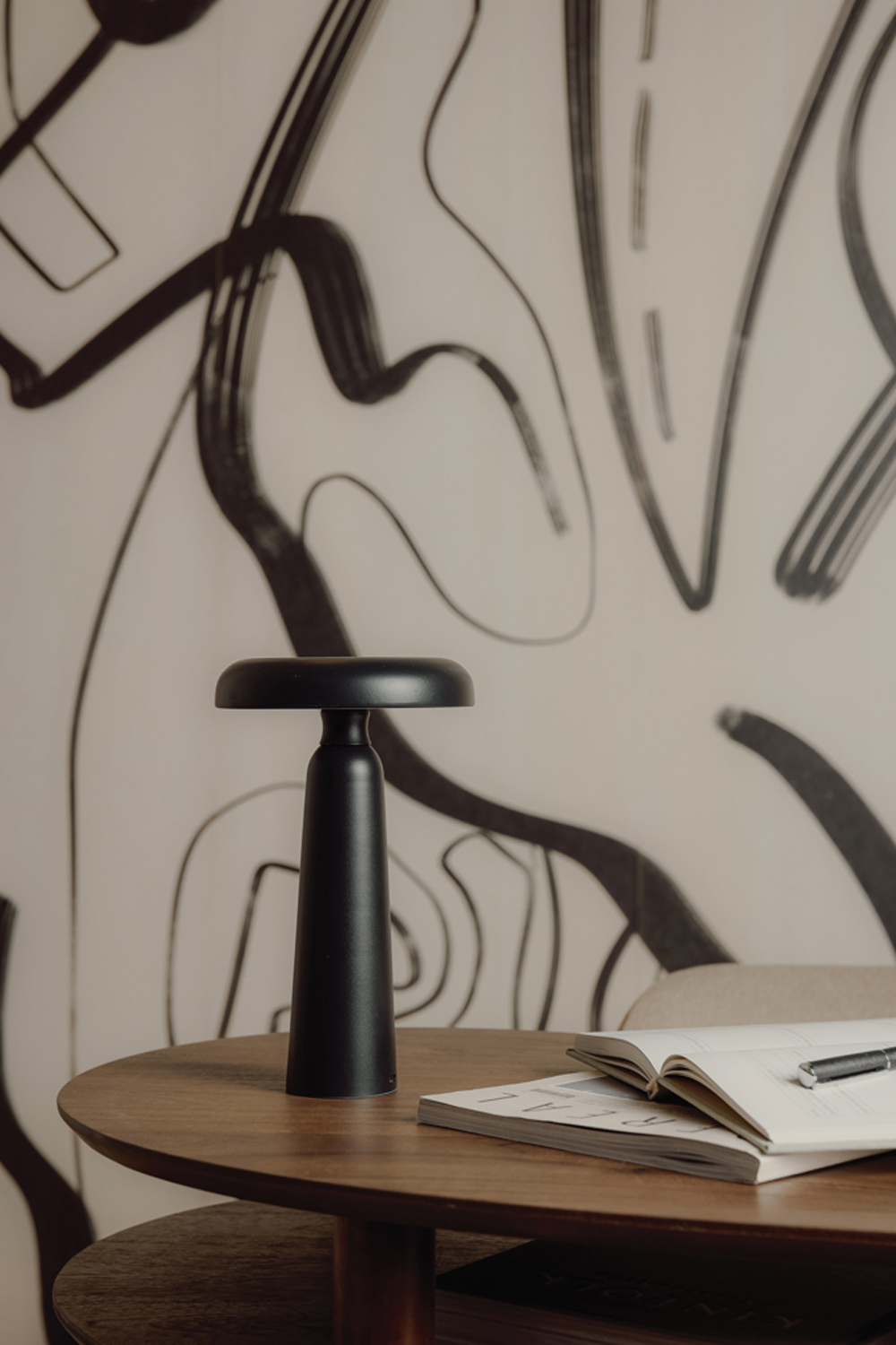 Настольная лампа VINGA Avery RCS