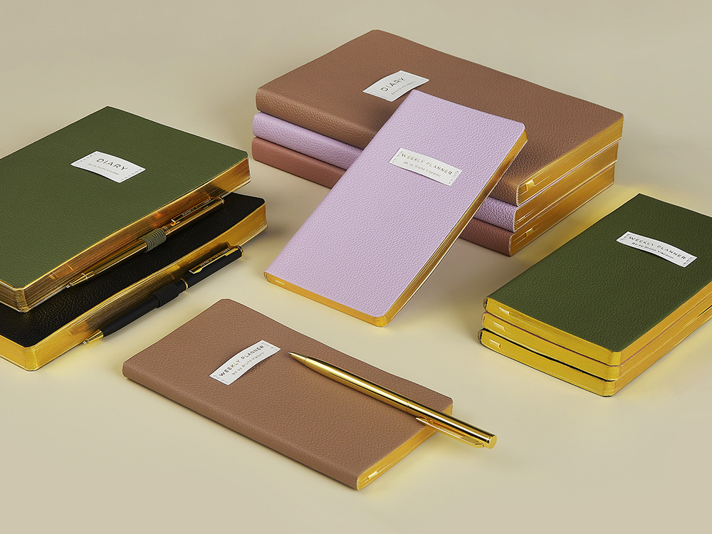 Ежедневник недатированный А5 Black с нашивкой, черный Ежедневник недатированный А5 Black с нашивкой, черный