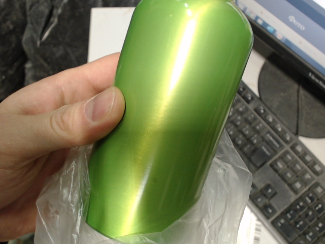 Бутылка Oregon с карабином 400мл, зеленое яблоко Бутылка Oregon с карабином 400мл, зеленое яблоко