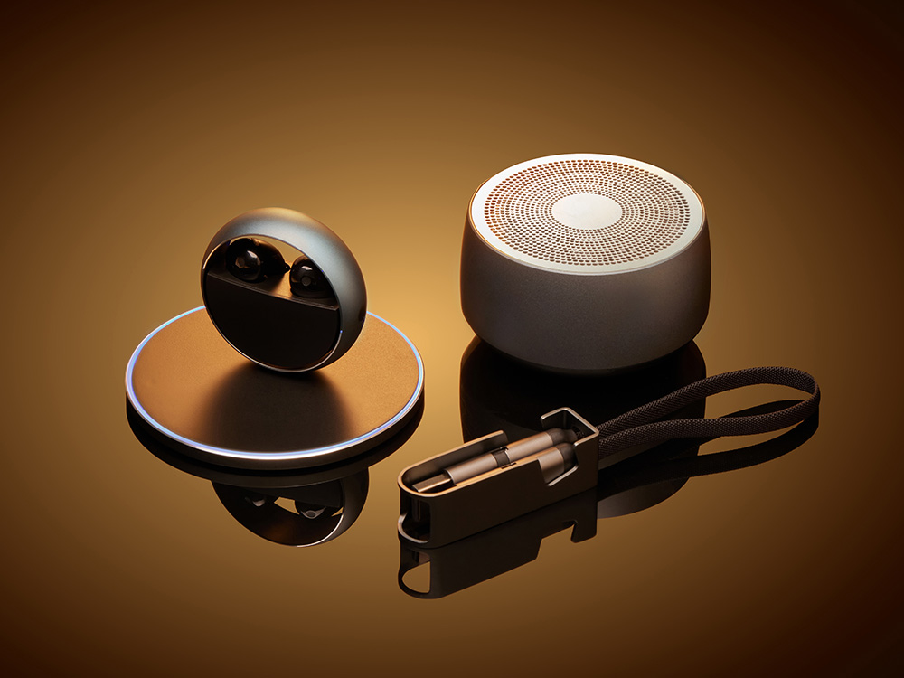 Универсальный зарядный кабель с подставкой Ironwood N2, 45 Вт