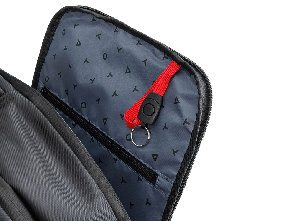 Рюкзак TORBER ВОЯЖ c отделением для ноутбука 17'', черный, полиэстер 900D, 31х17х44 см, 18 л Рюкзак TORBER ВОЯЖ c отделением для ноутбука 17'', черный, полиэстер 900D, 31х17х44 см, 18 л