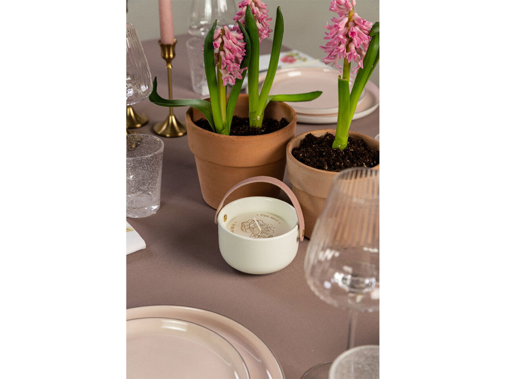 Свеча Valerie Concept с крышкой CNDL 5 PINK, белый/розовый (Р) Свеча Valerie Concept с крышкой CNDL 5 PINK, белый/розовый (Р)