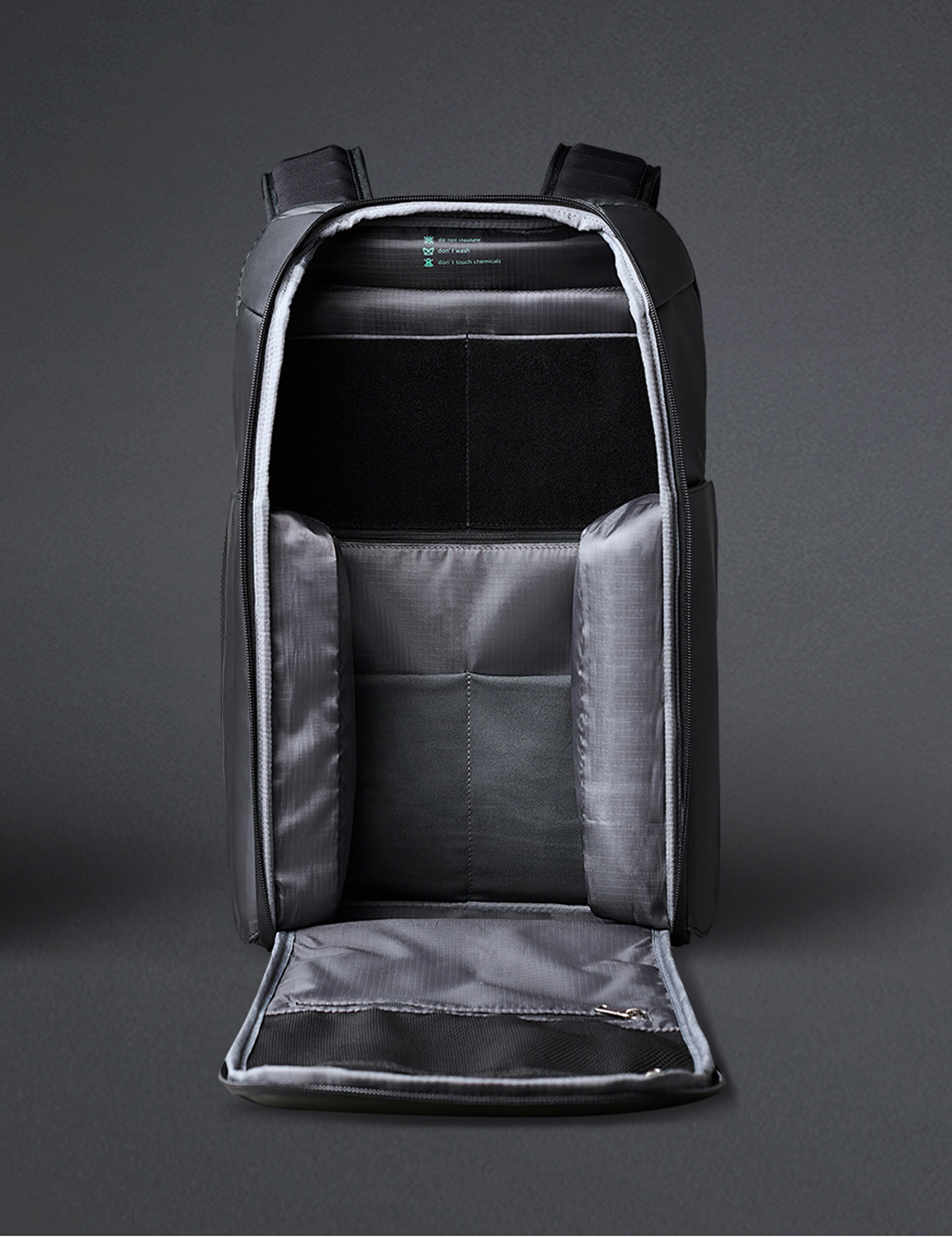 Рюкзак KORIN FlipPack 47х30х17 см, черный