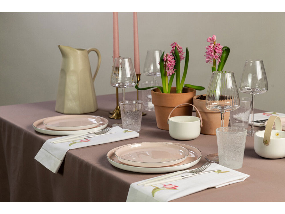 Свеча Valerie Concept с крышкой CNDL 5 PINK, белый/розовый (Р) Свеча Valerie Concept с крышкой CNDL 5 PINK, белый/розовый (Р)