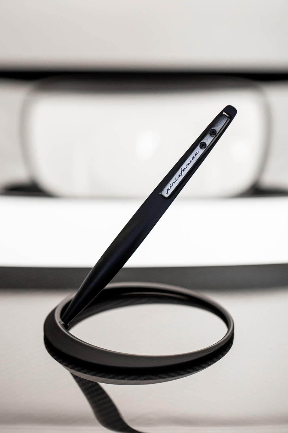 Вечная ручка Pininfarina SPACE X BLACK