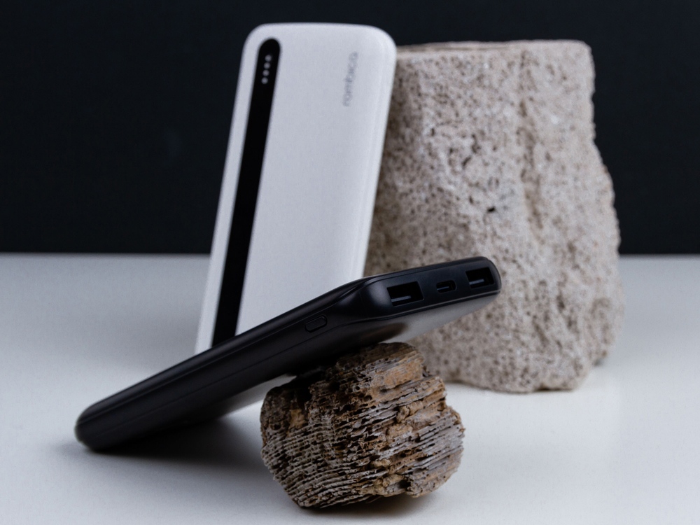 Внешний аккумулятор Rombica NEO PBS100 White (Р) Внешний аккумулятор Rombica NEO PBS100 White (Р)