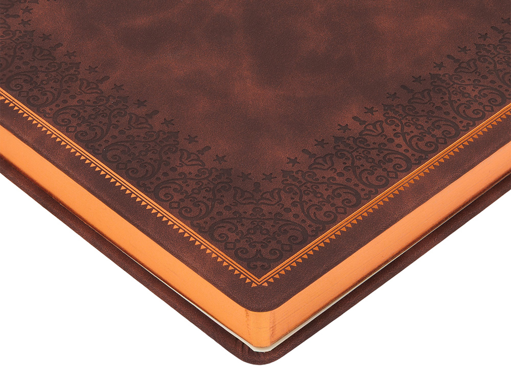 Ежедневник недатированный А4 Royal, коричневый с бронзовым срезом