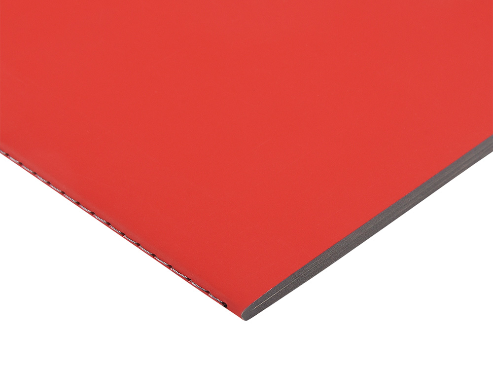 Бизнес-тетрадь А5 Pragmatic Contrast, 40 листов в клетку, красный с темно-серым срезом