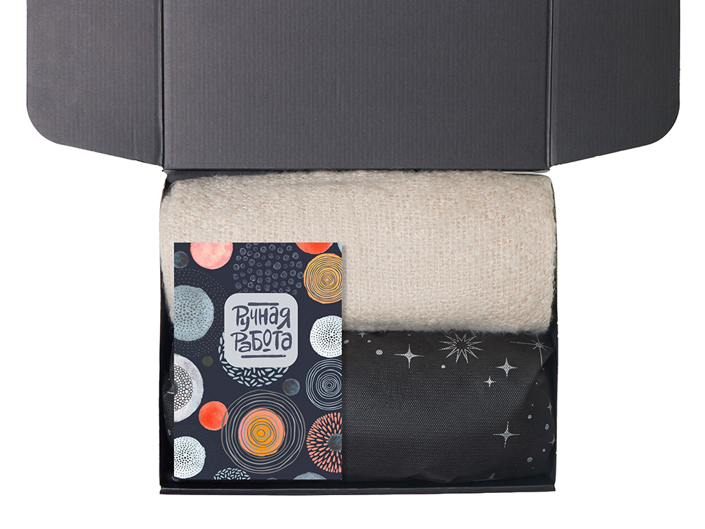 Подарочный набор Re:y. Grow с пледом, увлажнителем и набором для выращивания Подарочный набор Re:y. Grow с пледом, увлажнителем и набором для выращивания