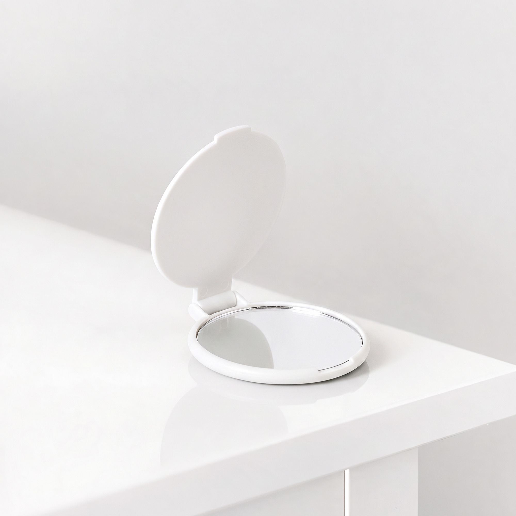 Зеркало складное
