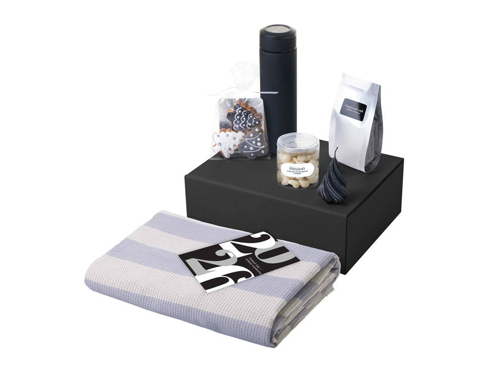 Подарочный набор c пледом, термосом, свечой и миндалем, черный
