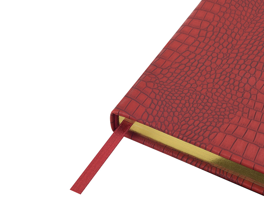 Ежедневник недатированный А5 Amazonia, бордовый с золотым обрезом