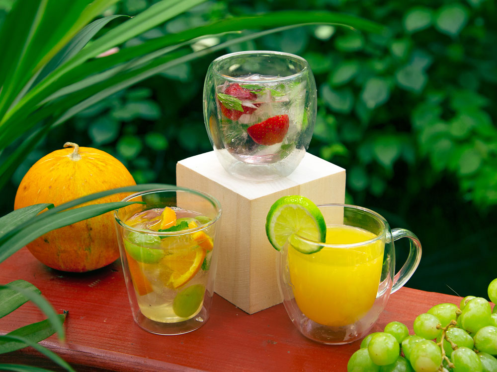 Кружка с двойными стенками Innsbruck конусообразный, с ручкой 320 мл Кружка с двойными стенками Innsbruck конусообразный, с ручкой 320 мл