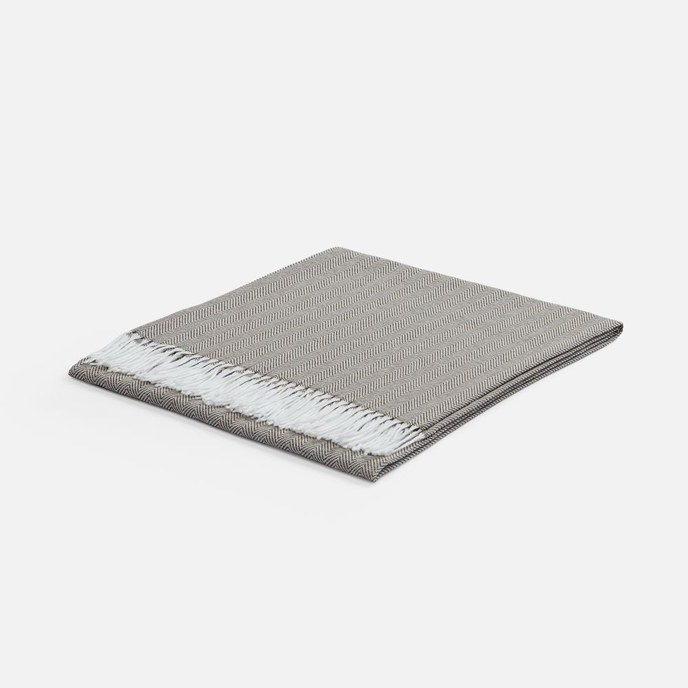 Плед «Гирвас», темно-бежевый Плед «Гирвас», темно-бежевый