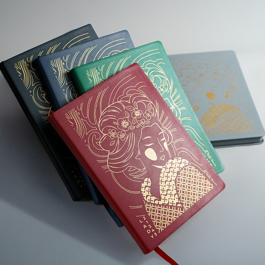 Бизнес-блокнот LADY, формат А5, серый, блок в клетку